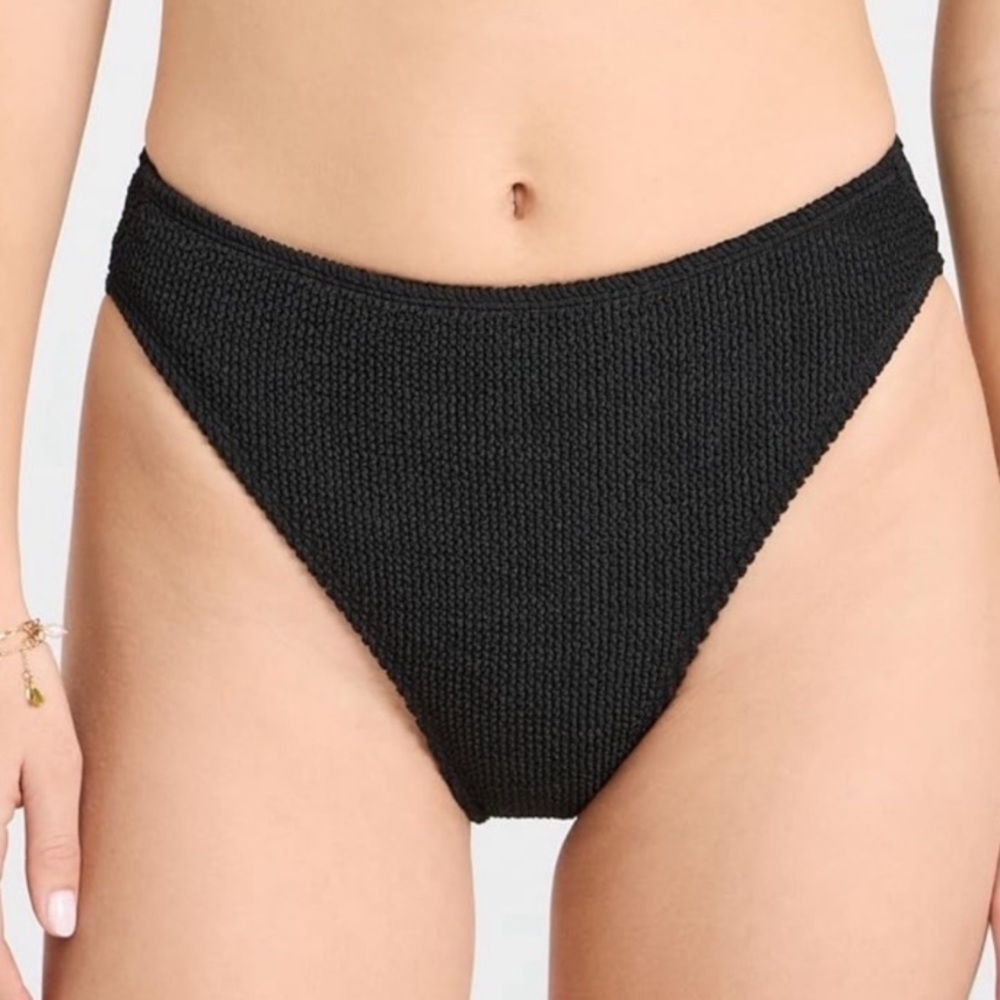 GOOD AMERICAN Always Fits Good Waist Bikini Bottoms. Size S/M. New Without Tags.